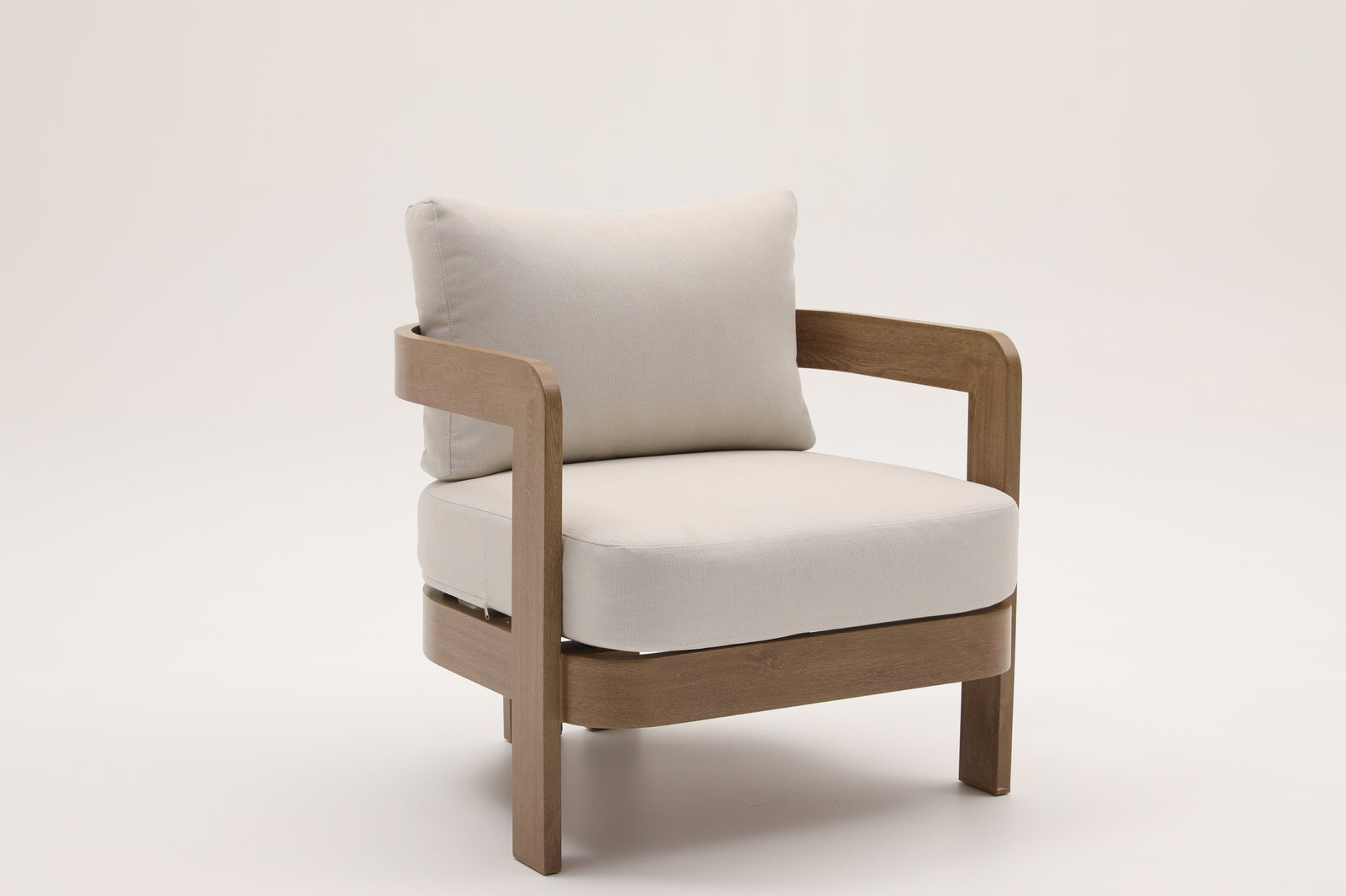 Dala Lounge Chair — Natural Wood