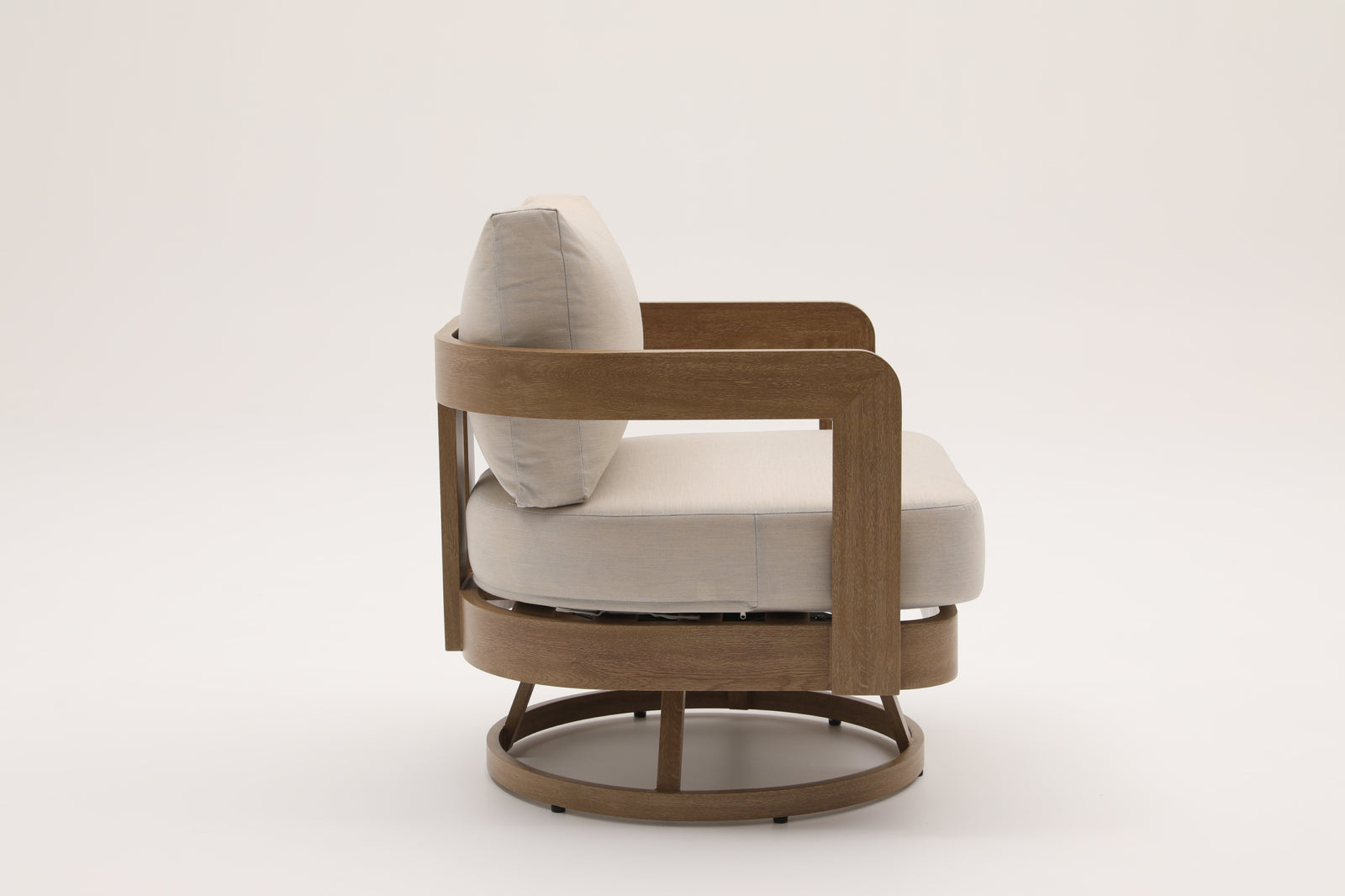 Dala Swivel Lounge Chair — Natural Wood