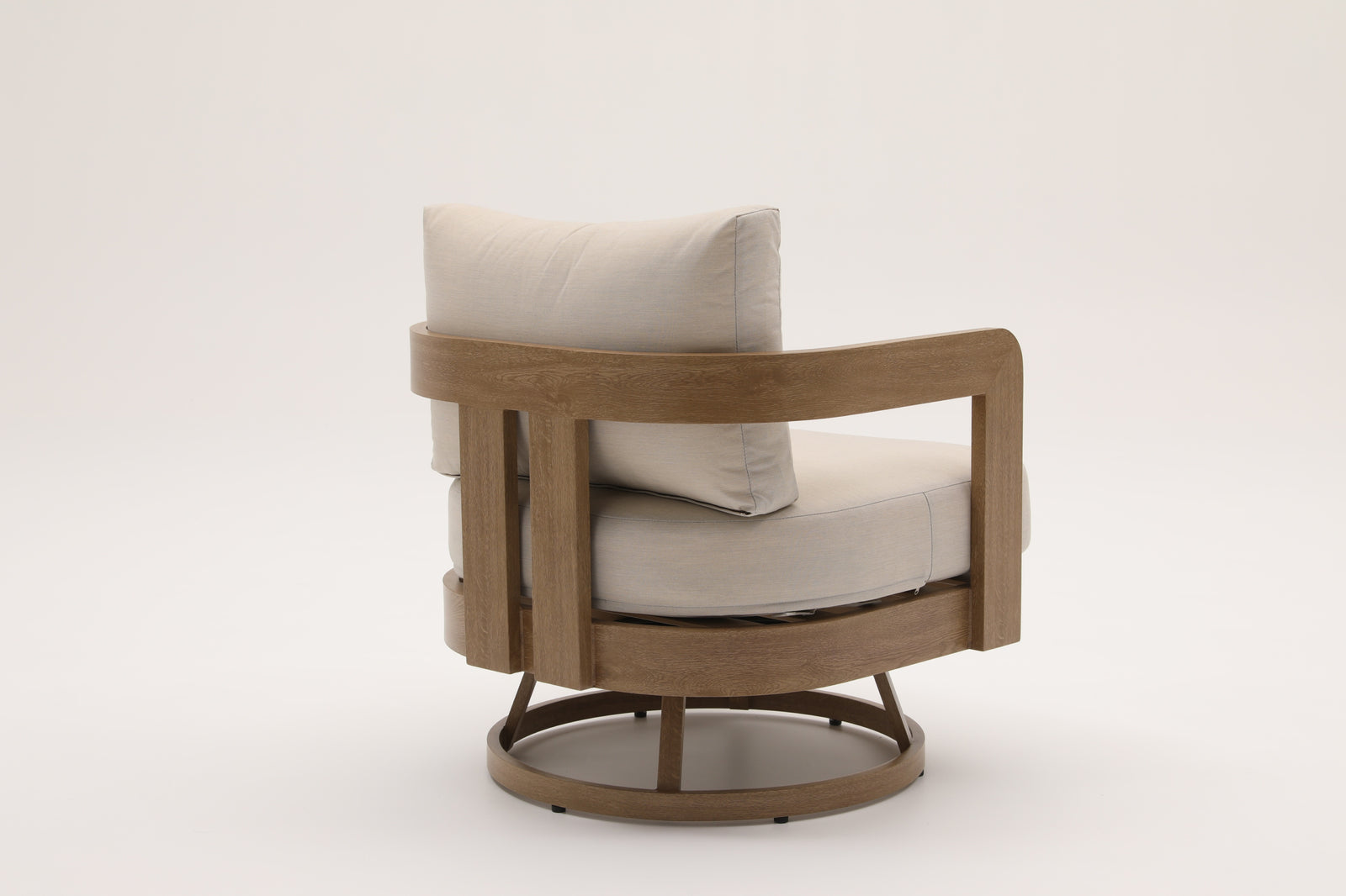 Dala Swivel Lounge Chair — Natural Wood